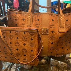 MCM Medium Toni Visetos Shopper